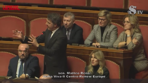 Caso Almasri, Renzi contro tutti in Senato: gli attacchi a Nordio e Piantedosi, Meloni e Delmastro