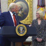 Usa, nuova ministra Giustizia ordinerà revisione dei casi contro Trump