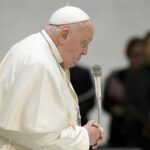 Vaticano, il Papa ha la bronchite: udienze si svolgeranno a Santa Marta