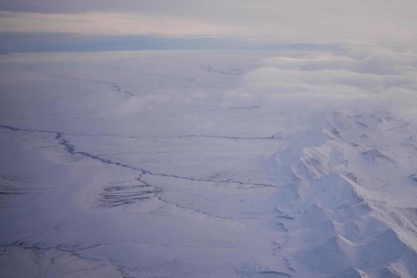 Alaska, disperso aereo con 10 persone a bordo