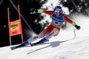 Mondiali di sci alpino 2025, Odermatt oro nel SuperG maschile: niente medaglie per l’Italia