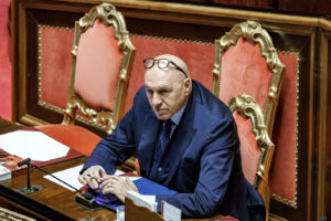 Senato - Comunicazioni del ministro Crosetto sulla proroga degli aiuti militari all’Ucraina