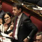 Conte attacca Meloni sul caso Almasri: “Non vieni in Parlamento, dov’è il tuo onore?”