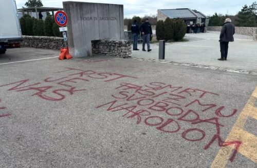 Giorno del Ricordo, vandalizzata la foiba di Basovizza a Trieste