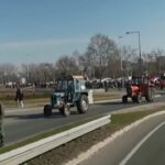 Serbia, le proteste a Belgrado: studenti e agricoltori bloccano un ponte