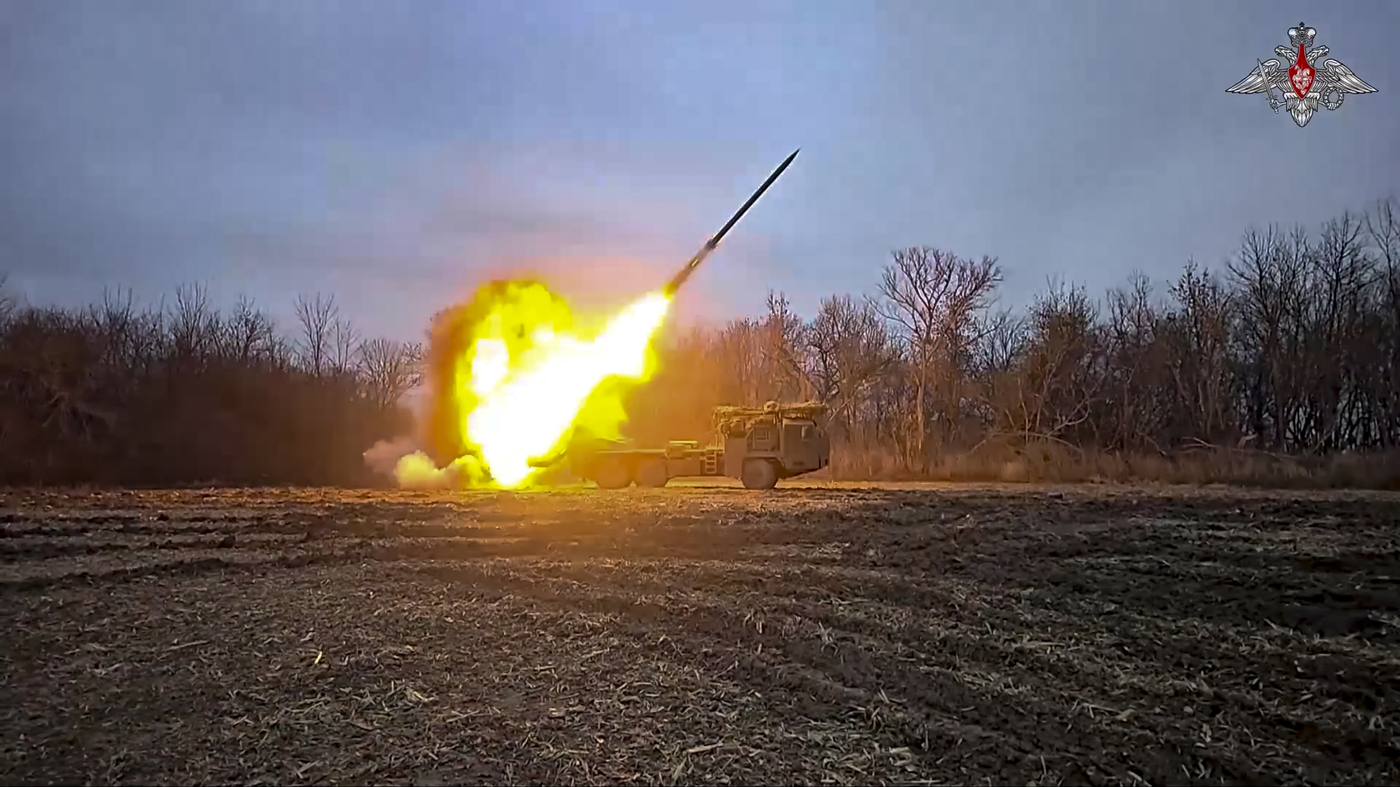 Ucraina, Peskov: “Entrati nella fase finale della liberazione del Kursk”