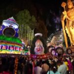 Malesia, centinaia di migliaia di induisti al festival Thaipusam a Selangor
