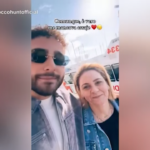 Sanremo 2025, Rocco Hunt a passeggio con la mamma che l’ha raggiunto: il video sui social