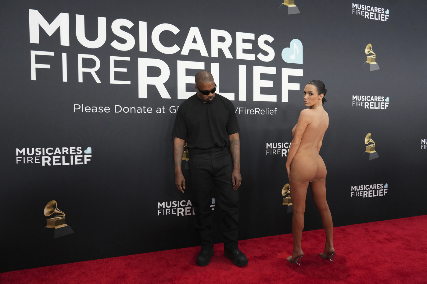 Kanye West e Bianca Censori verso il divorzio, poi la smentita Kanye West e Bianca Censori verso il divorzio, poi la smentita