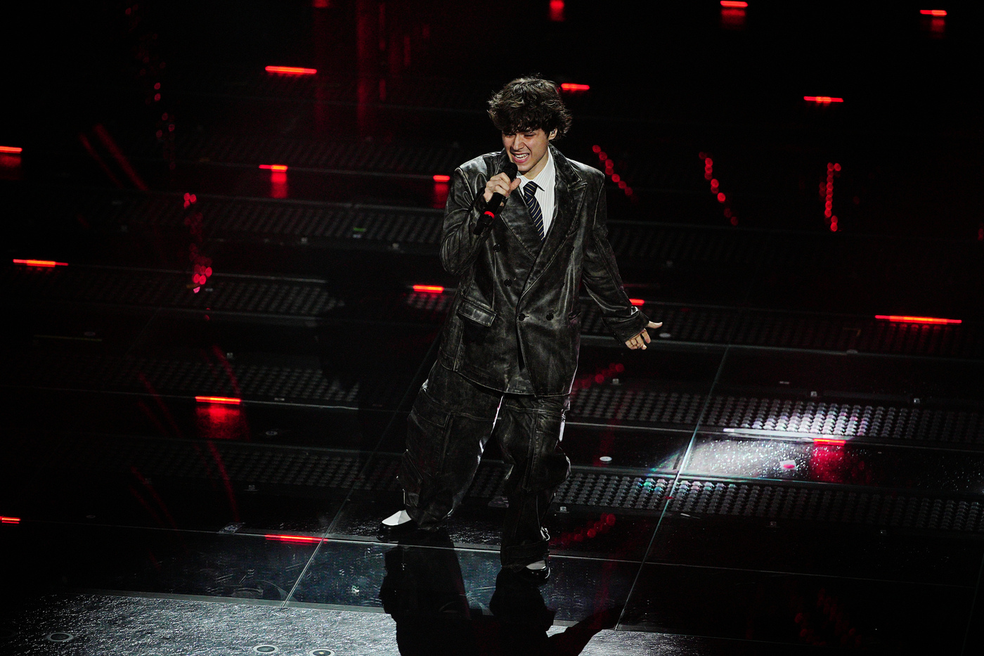Sanremo 2025, la terza serata del Festival minuto per minuto