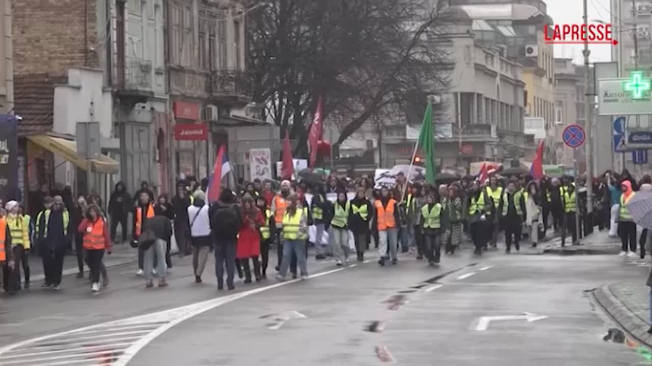 Serbia, nuova grande protesta studentesca nella città di Kragujevac