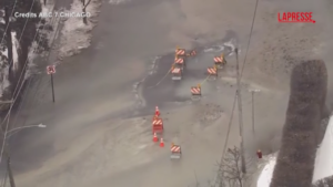 Illinois, si rompe una tubatura dell’acqua: allagato il villaggio di Skokie
