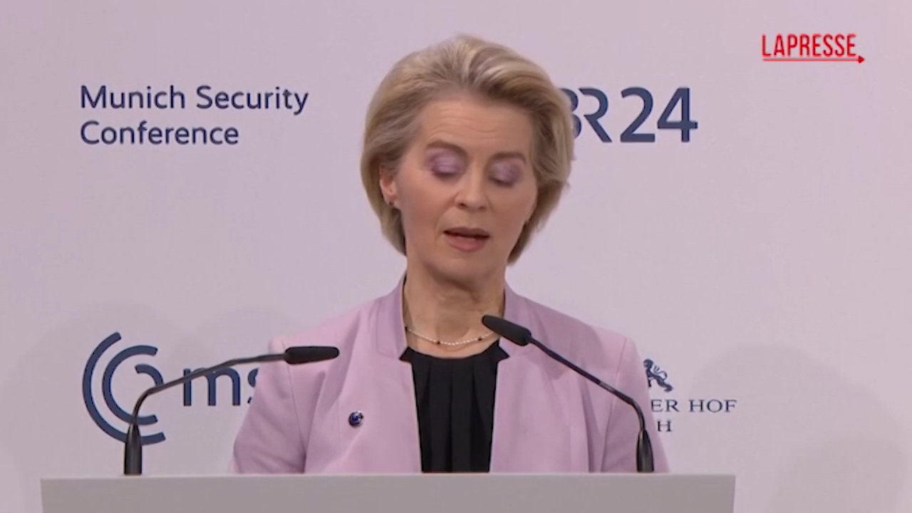 Ue, von der Leyen: “Bisogna aumentare la spesa per la difesa”