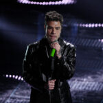 Sanremo 2025, Fedez canta ‘Bella stronza’ con Masini e fa mea culpa