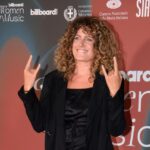 Sanremo 2025, Marta Donà vince con il suo Olly: chi è la regina dei discografici italiani