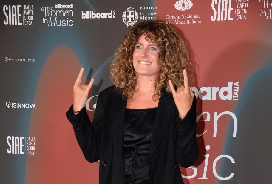 Sanremo 2025, Marta Donà vince con il suo Olly: chi è la regina dei discografici italiani