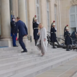 Ucraina, l’arrivo della premier Meloni all’Eliseo per il vertice informale