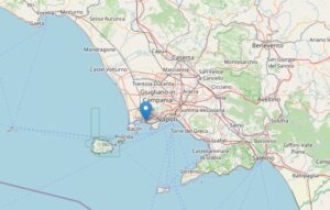 Terremoto ai Campi Flegrei, nuove scosse: scuole chiuse a Pozzuoli