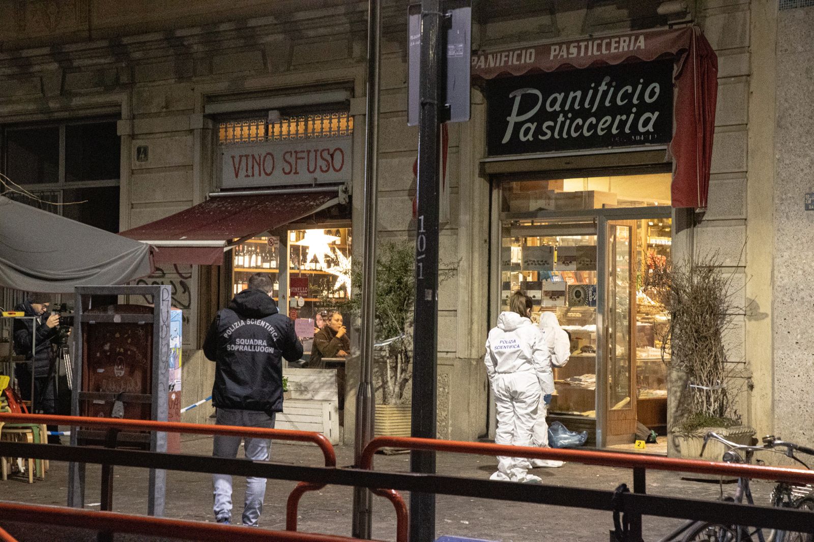 Milano, omicidio in panetteria: fermato il figlio del titolare