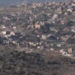 Libano, le case distrutte a sud del Paese visibili da Israele