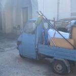 Napoli, discarica abusiva nel giardino di casa: sequestrate 15 tonnellate di rifiuti pericolosi