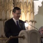 Roma, il presidente israeliano Herzog al Tempio Maggiore: “Rimaniamo uniti contro il male”