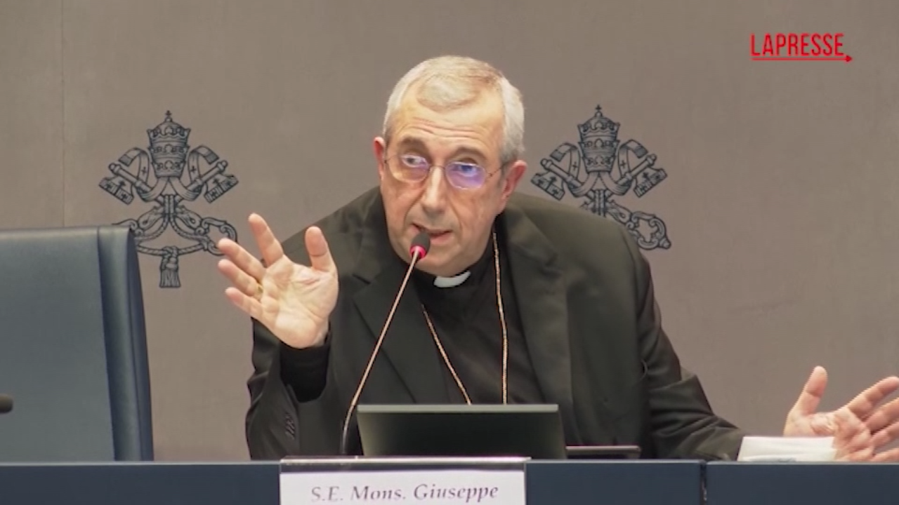 Monsignor Satriano: “Papa Francesco è un combattente”