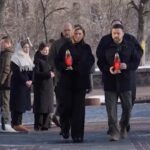 Ucraina, il presidente Zelenskyy rende omaggio alle vittime delle proteste del 2014