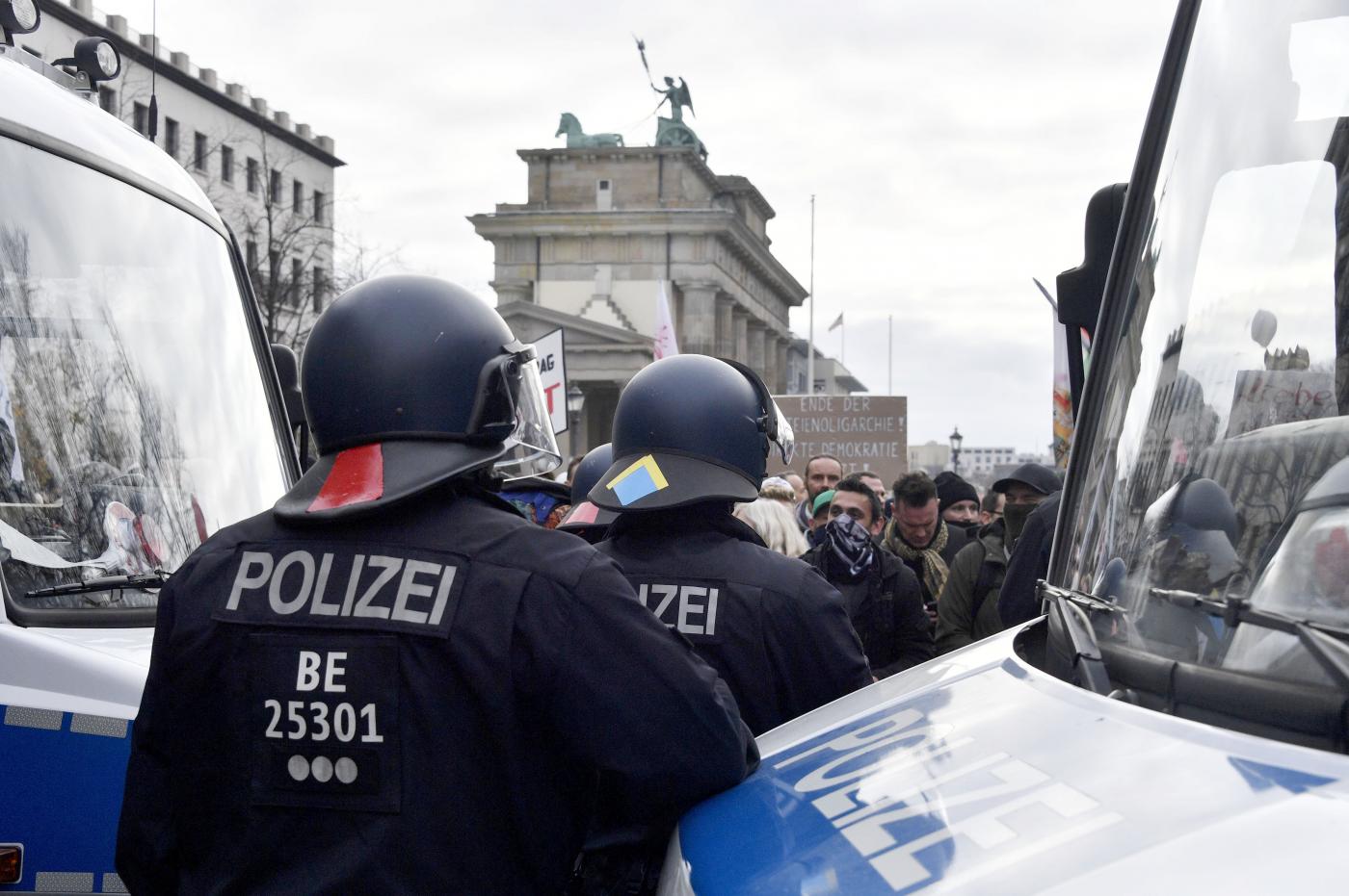 Berlino, attacco con coltello al memoriale della Shoah: un ferito grave