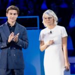 C’è posta per te, domani Mahmood e Dybala ospiti di Maria De Filippi