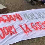 Torino, la protesta degli studenti contro la guerra e Tajani: “Non sei il benvenuto”