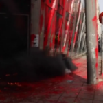 Bulgaria, vernice rossa e petardi contro l’ufficio della Commissione Ue