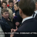 Russia, Macron: “Non sappiamo dove si fermerà, dobbiamo attrezzarci”