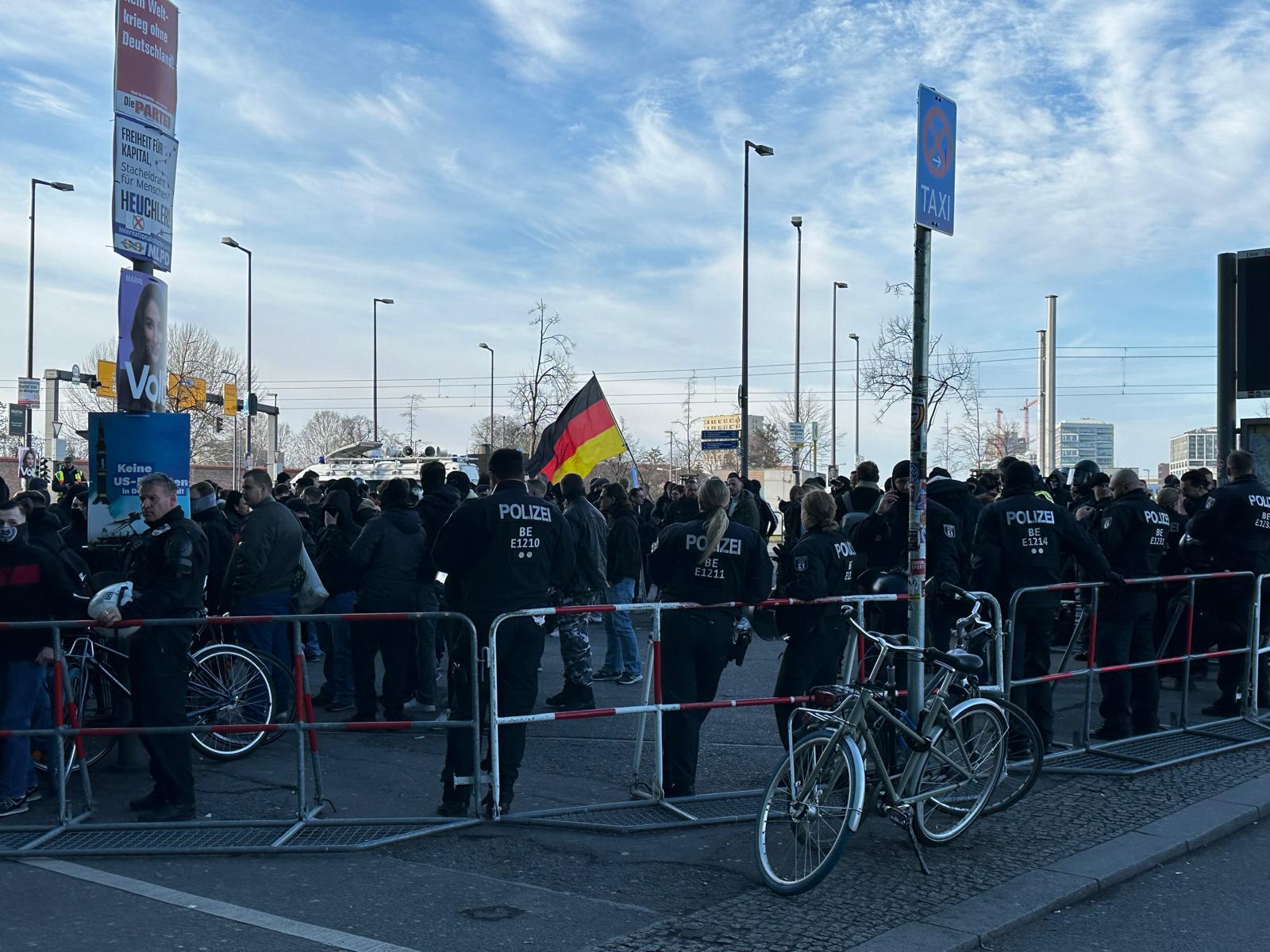 Elezioni in Germania, manifestazioni contro l’estrema destra alla vigilia del voto