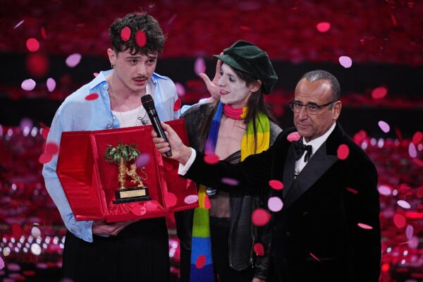 Eurovision Song Contest, Olly rinuncia: “Ho deciso di fare quello che mi sento”