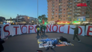 Roma, flash mob pro-Palestina al corteo per Verbano: “Stop Genocidio”