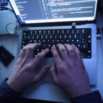Settimo giorno di attacchi hacker: colpito anche il sito di Giorgia Meloni
