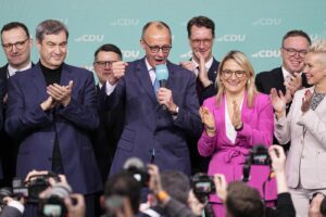 Elezioni Germania, vittoria Cdu-Csu: Merz sarà nuovo cancelliere. AfD seconda forza, crollo Spd