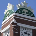 Starbucks licenzierà 1.100 dipendenti a livello mondiale