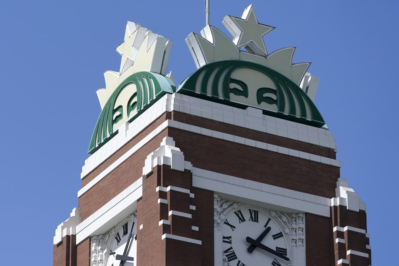 Starbucks licenzierà 1.100 dipendenti a livello mondiale