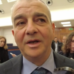 Ucraina, Fazzolari: “Truppe italiane sul campo non è all’ordine del giorno”