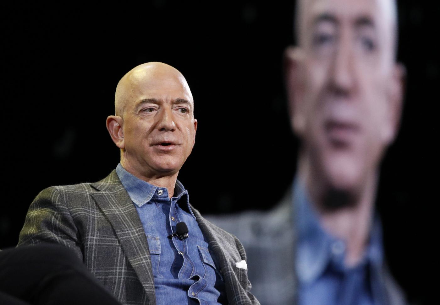 Washington Post, Bezos cambia linea: editoriali solo su “libertà e libero mercato”