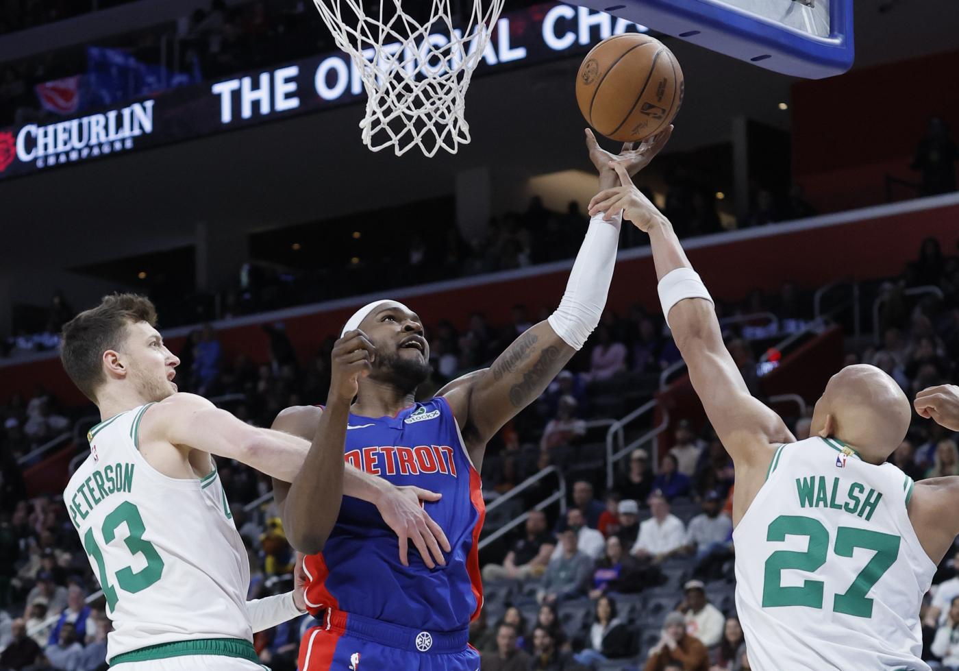 Nba, i Detroit Pistons sconfiggono i Celtics