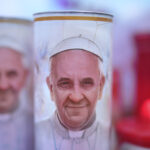 Papa, quadro peggiorato: “Crisi di broncospasmo”