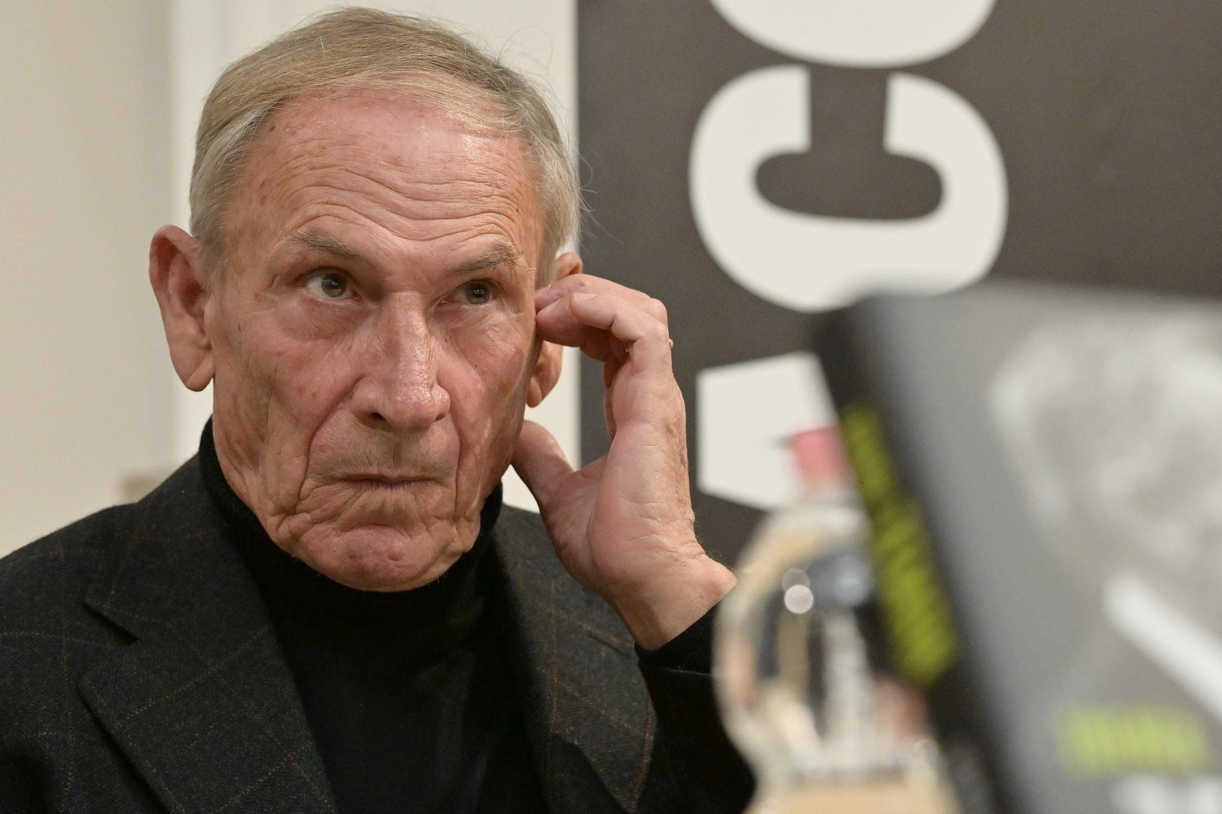 Zdenek Zeman in condizioni stabili, prosegue le terapie