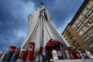 Roma, continua il ricovero di Papa Francesco al Policlinico Gemelli