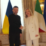 Ucraina, incontro tra Meloni e Zelensky a Londra: “Ribaditi sostegno Italia e impegno per pace giusta”