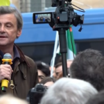Roma, Calenda in piazza a sostegno dell’Ucraina: “Governo sia netto”