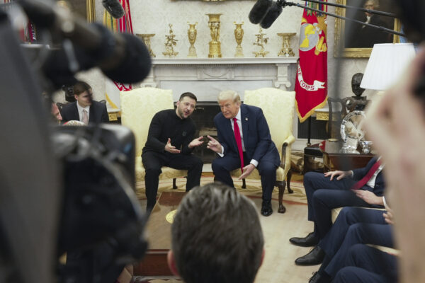 Il Presidente Donald Trump riceve il Presidente dell'Ucraina Volodymyr Zelensky alla Casa Bianca