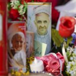 Papa Francesco “ha riposato bene tutta la notte, polmonite stabile”